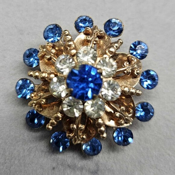 Jewel Encrusted Gold Tone Brooch 50's Era - Picture 4 of 6